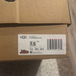 NIB UGG Goldenstar Clog in Brown